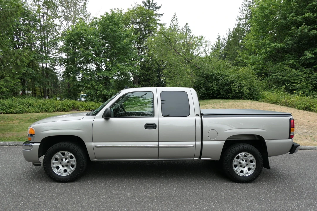 2006 GMC Sierra 2nd Gen - Image 6 of 31