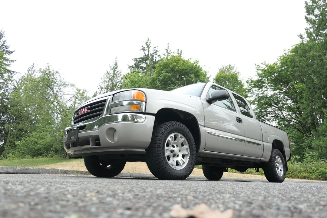 2006 GMC Sierra 2nd Gen - Image 4 of 31