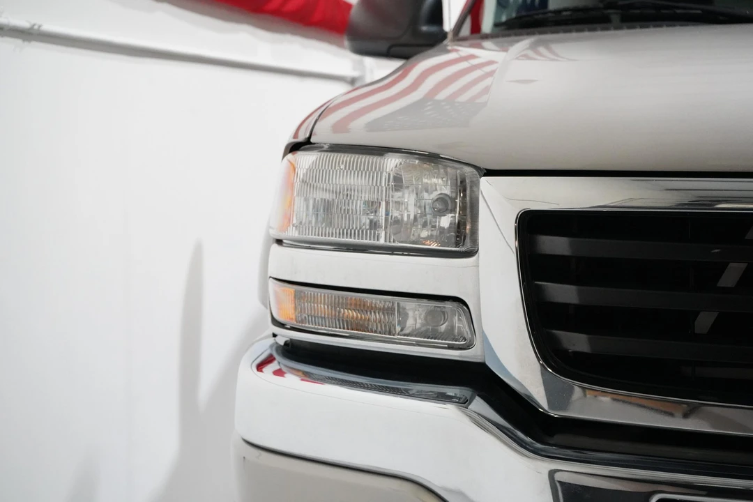 2006 GMC Sierra 2nd Gen - Image 8 of 31