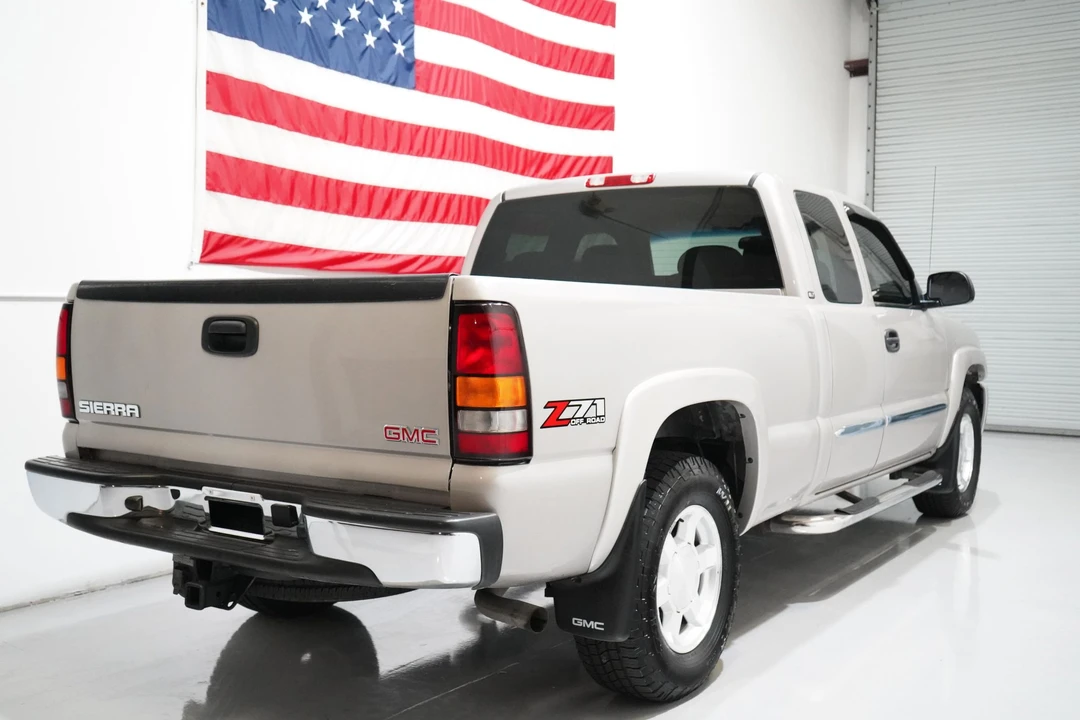 2006 GMC Sierra 2nd Gen - Image 6 of 31