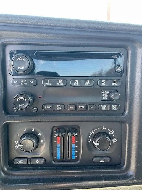 2006 GMC Sierra 2nd Gen - Image 15 of 18