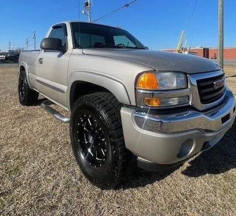 2006 GMC Sierra 2nd Gen - Image 7 of 18