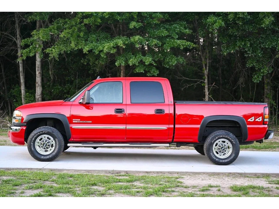 2006 GMC Sierra 2nd Gen - Image 10 of 31