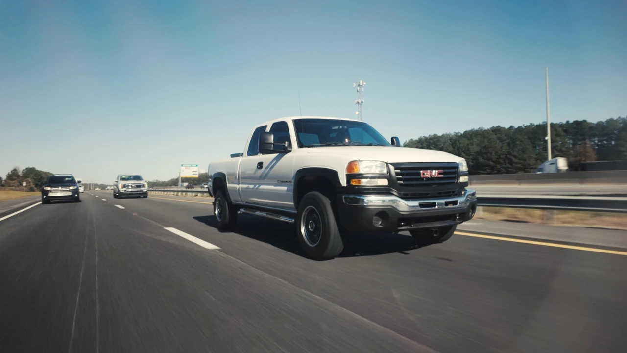2006 GMC Sierra Heavy Duty 2nd Gen - Image 19 of 31