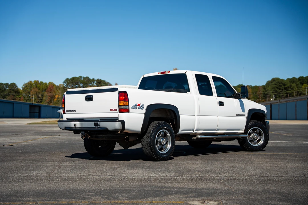 2006 GMC Sierra Heavy Duty 2nd Gen - Image 10 of 31