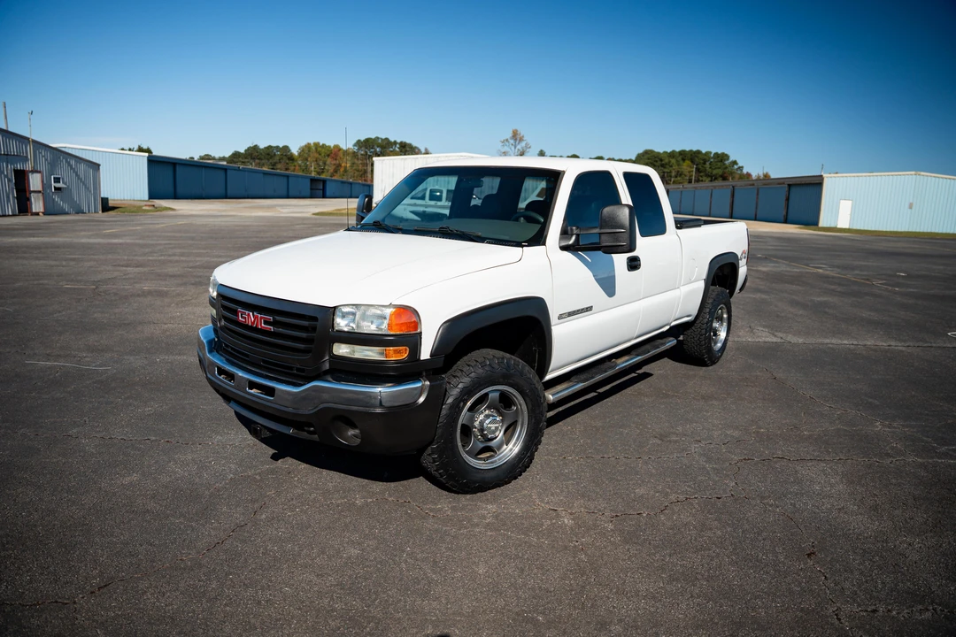 2006 GMC Sierra Heavy Duty 2nd Gen - Image 6 of 31