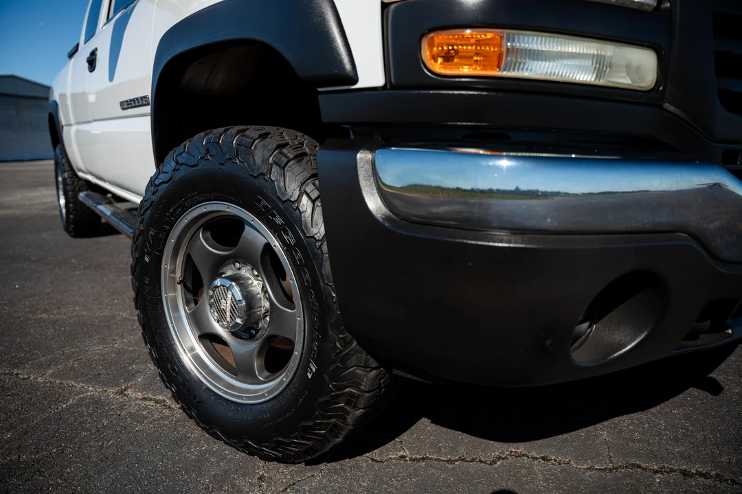 2006 GMC Sierra Heavy Duty 2nd Gen - Image 25 of 31