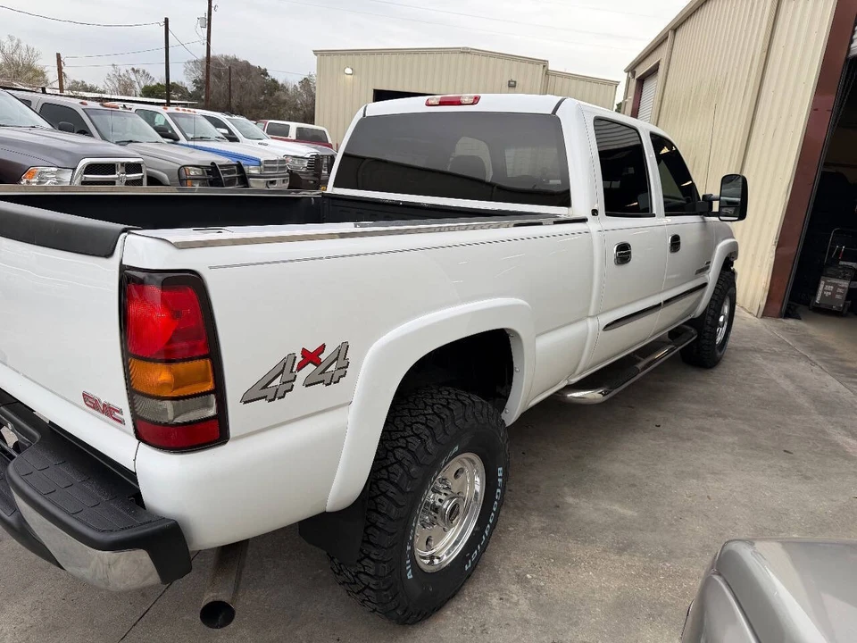 2006 GMC Sierra 2nd Gen - Image 4 of 12