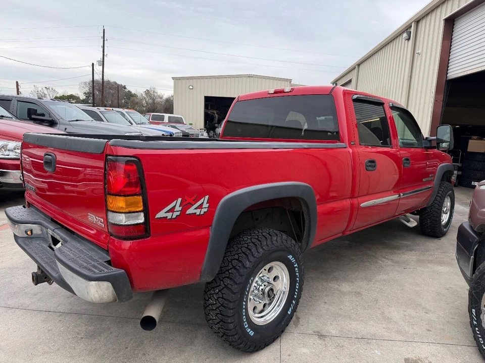 2006 GMC Sierra 1st Gen - Image 2 of 12