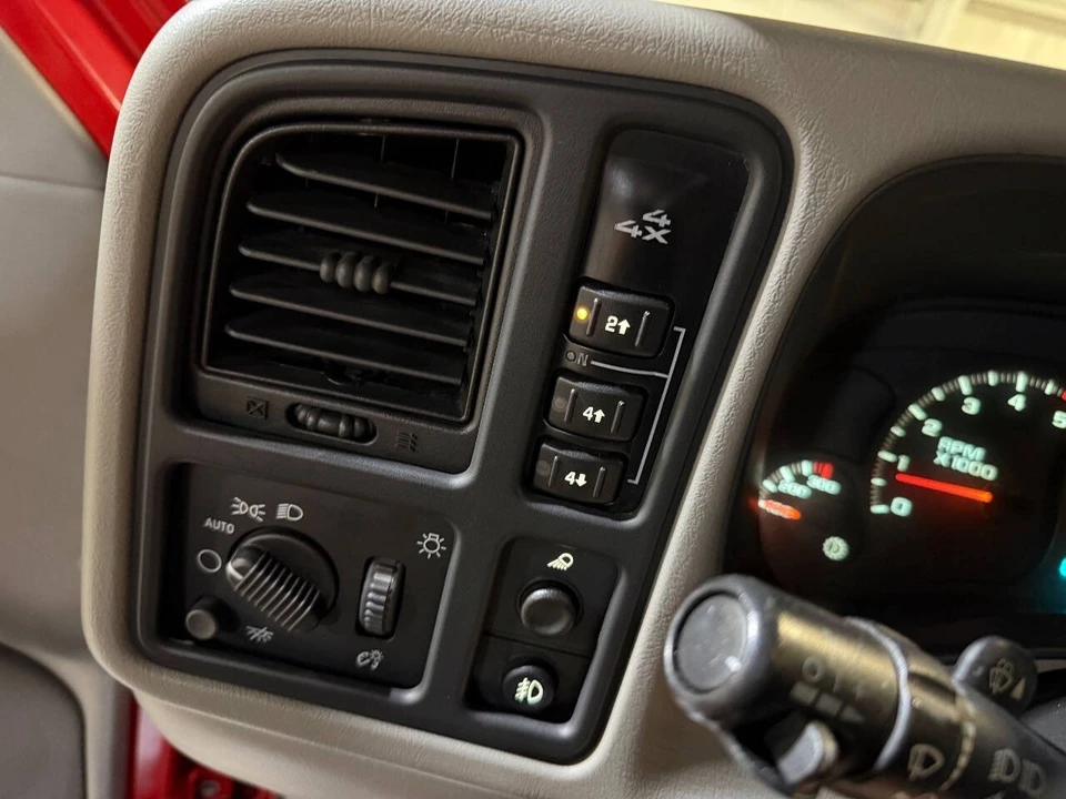 2006 GMC Sierra 1st Gen - Image 11 of 12