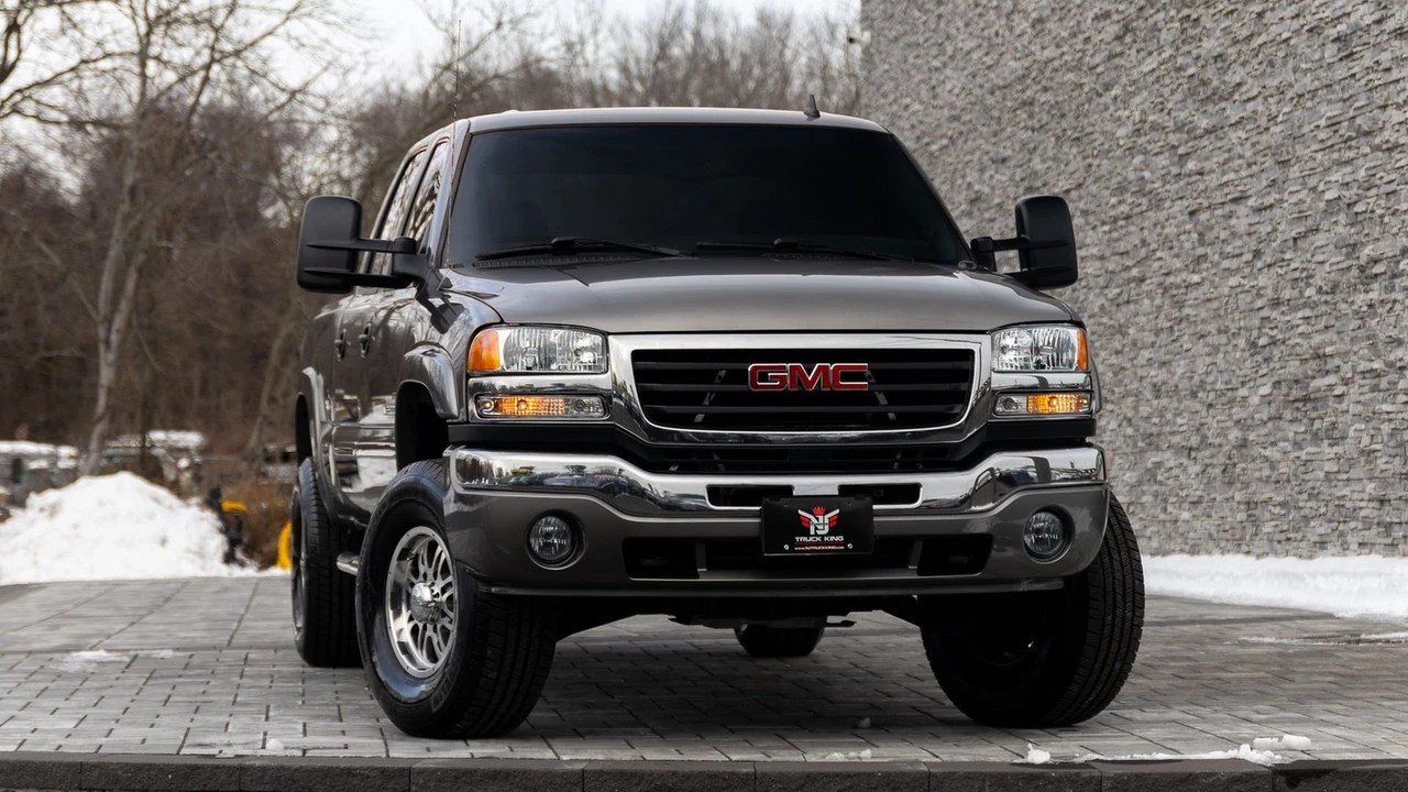 2006 GMC Sierra 1st Gen - Image 2 of 21