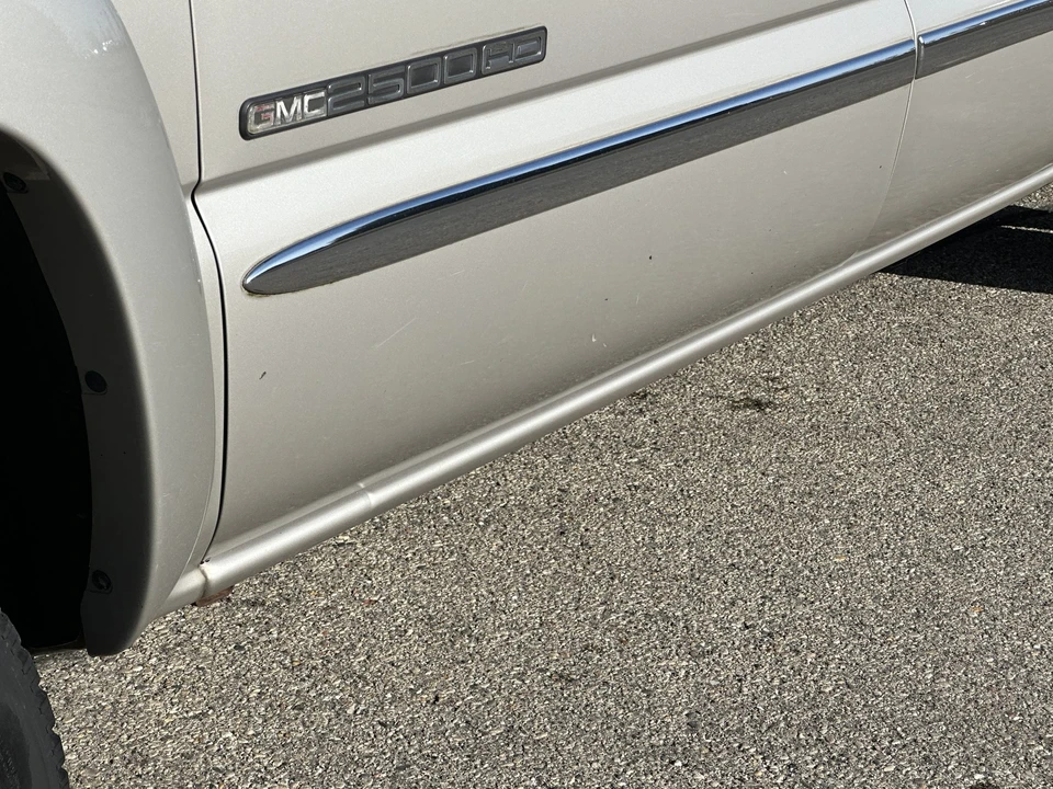 2006 GMC Sierra Heavy Duty 2nd Gen - Image 25 of 31