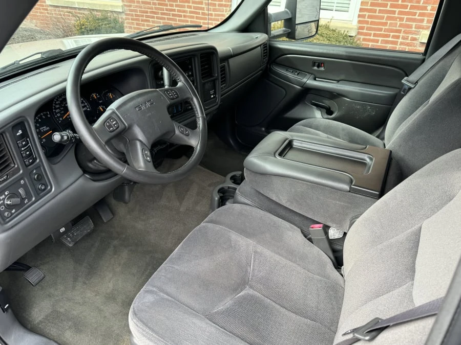 2006 GMC Sierra Heavy Duty 2nd Gen - Image 6 of 13