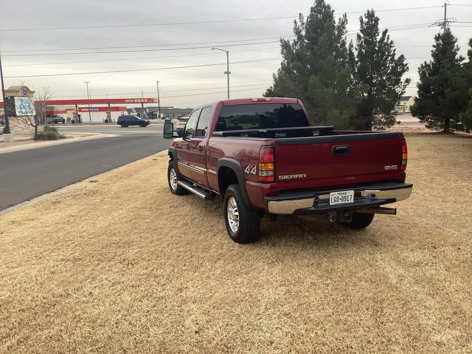 2006 GMC Sierra Heavy Duty 2nd Gen - Image 6 of 31