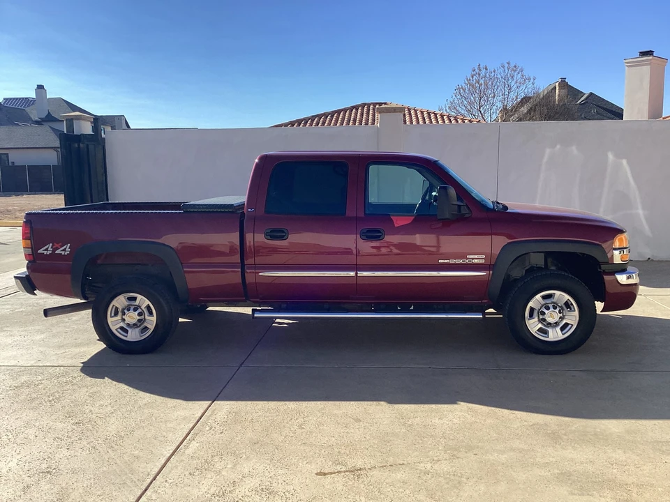 2006 GMC Sierra Heavy Duty 2nd Gen - Image 10 of 31