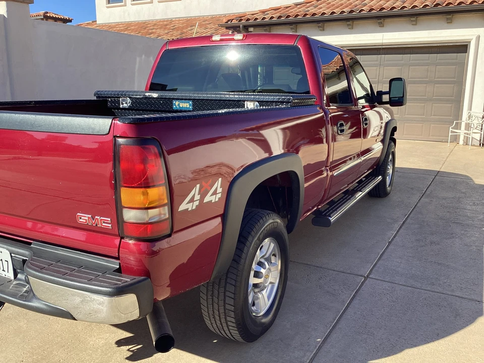 2006 GMC Sierra Heavy Duty 2nd Gen - Image 25 of 31