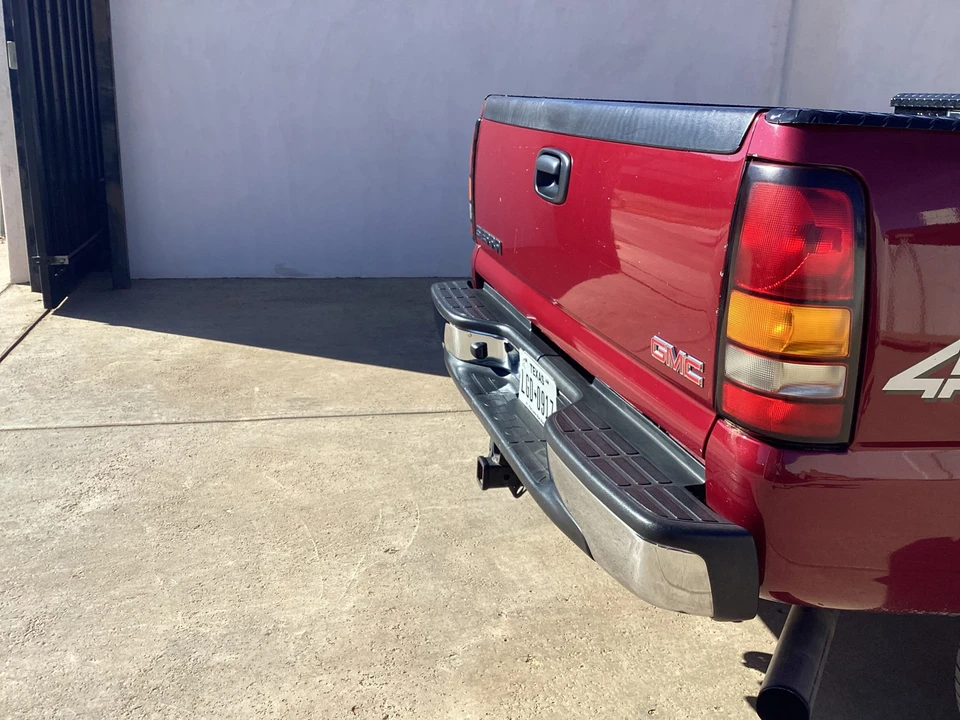 2006 GMC Sierra Heavy Duty 2nd Gen - Image 24 of 31