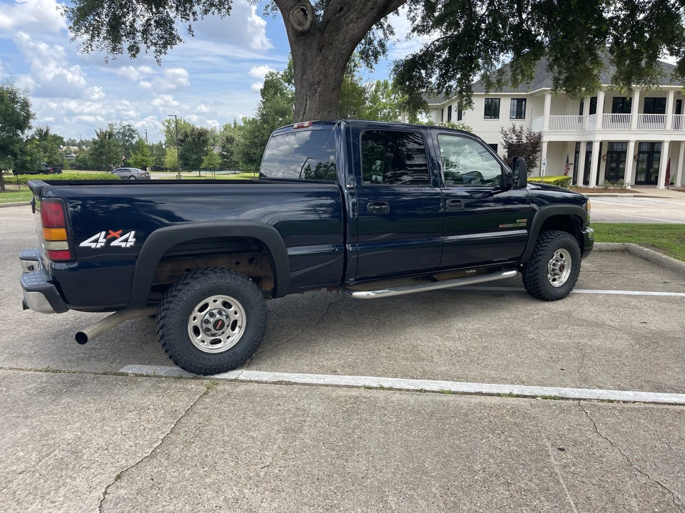 2006 GMC Sierra Heavy Duty 2nd Gen - Image 12 of 31