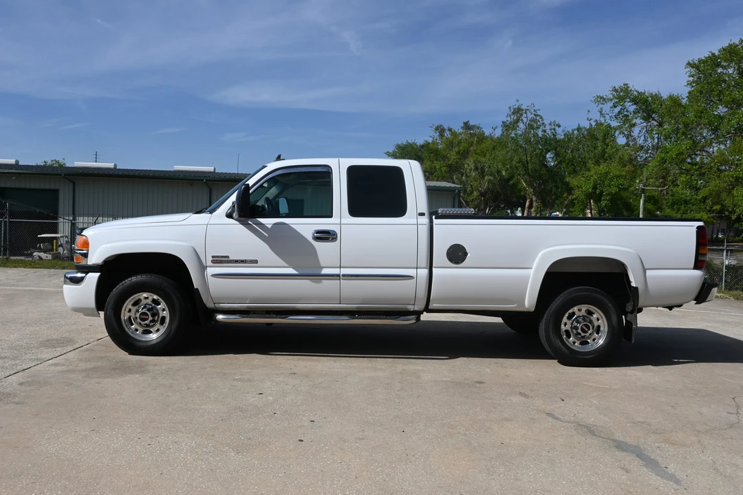 2006 GMC Sierra Heavy Duty 2nd Gen - Image 26 of 31