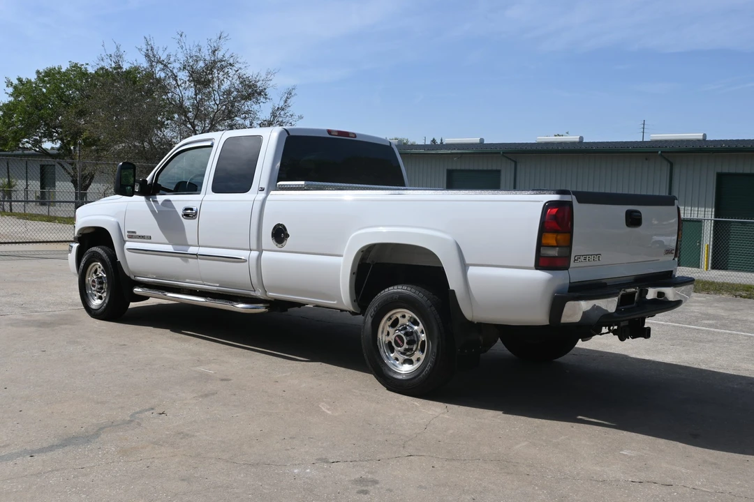 2006 GMC Sierra Heavy Duty 2nd Gen - Image 24 of 31