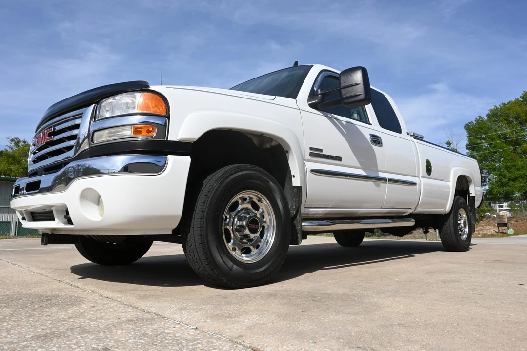 2006 GMC Sierra Heavy Duty 2nd Gen - Image 4 of 31