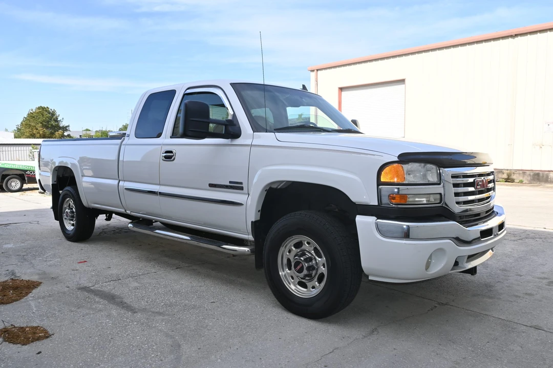 2006 GMC Sierra Heavy Duty 2nd Gen - Image 11 of 31