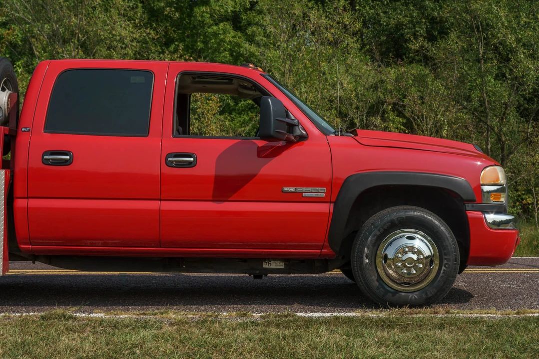 2006 GMC Sierra Heavy Duty 2nd Gen - Image 25 of 31