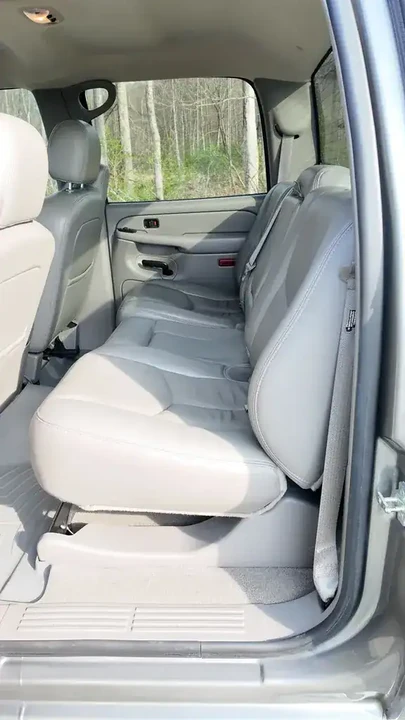 2006 GMC Sierra Heavy Duty 2nd Gen - Image 16 of 31