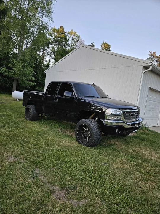 2006 GMC Sierra 2nd Gen - Image 4 of 11