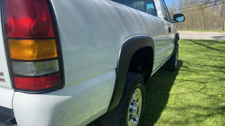 2006 GMC Sierra 2nd Gen - Image 8 of 10