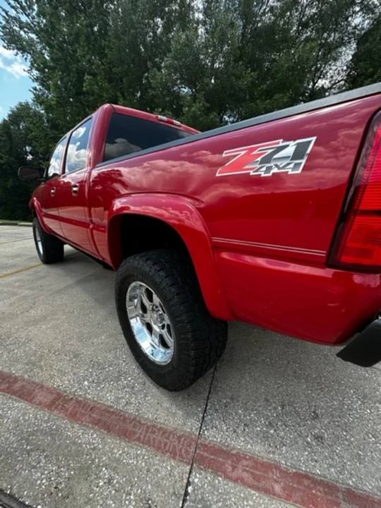 2006 GMC Sierra 2nd Gen - Image 15 of 29