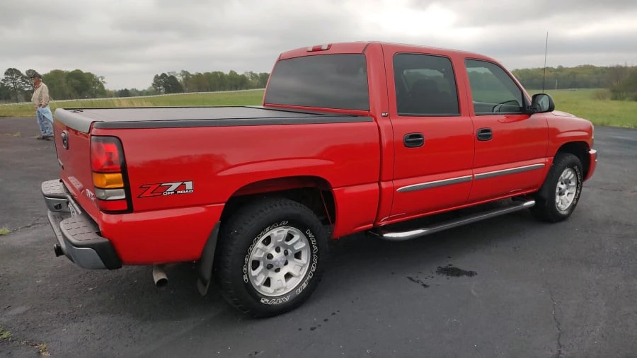 2006 GMC Sierra 2nd Gen - Image 2 of 6
