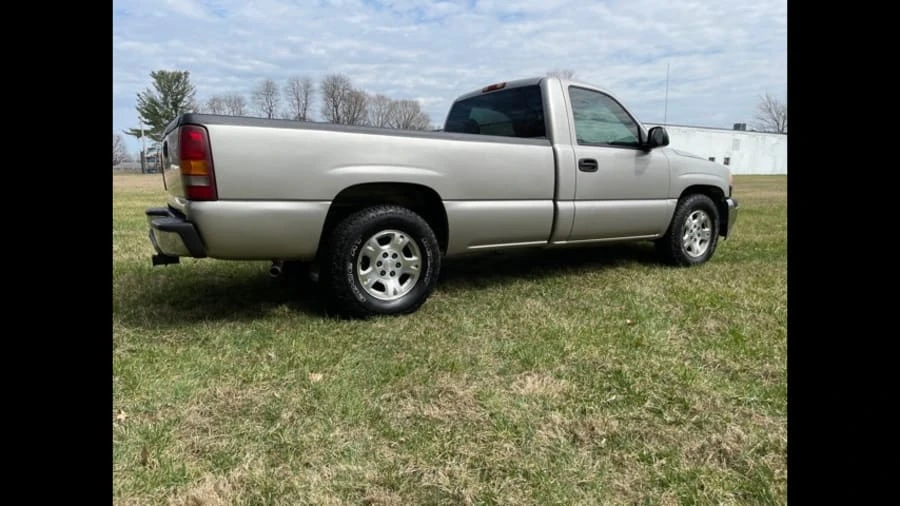 2006 GMC Sierra 2nd Gen - Image 6 of 7