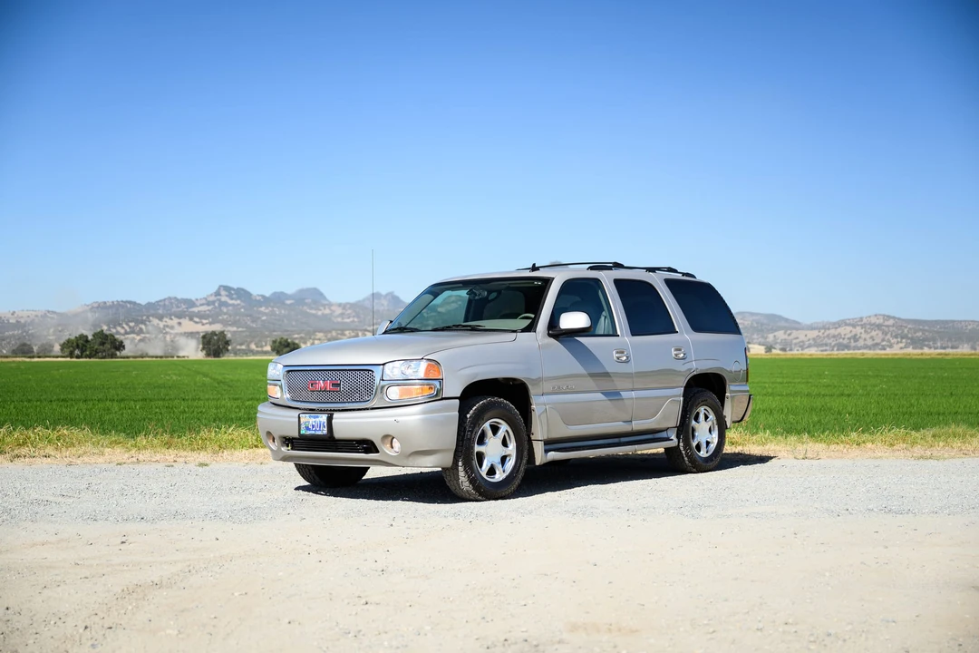 2006 GMC Yukon 2nd Gen - Image 2 of 31