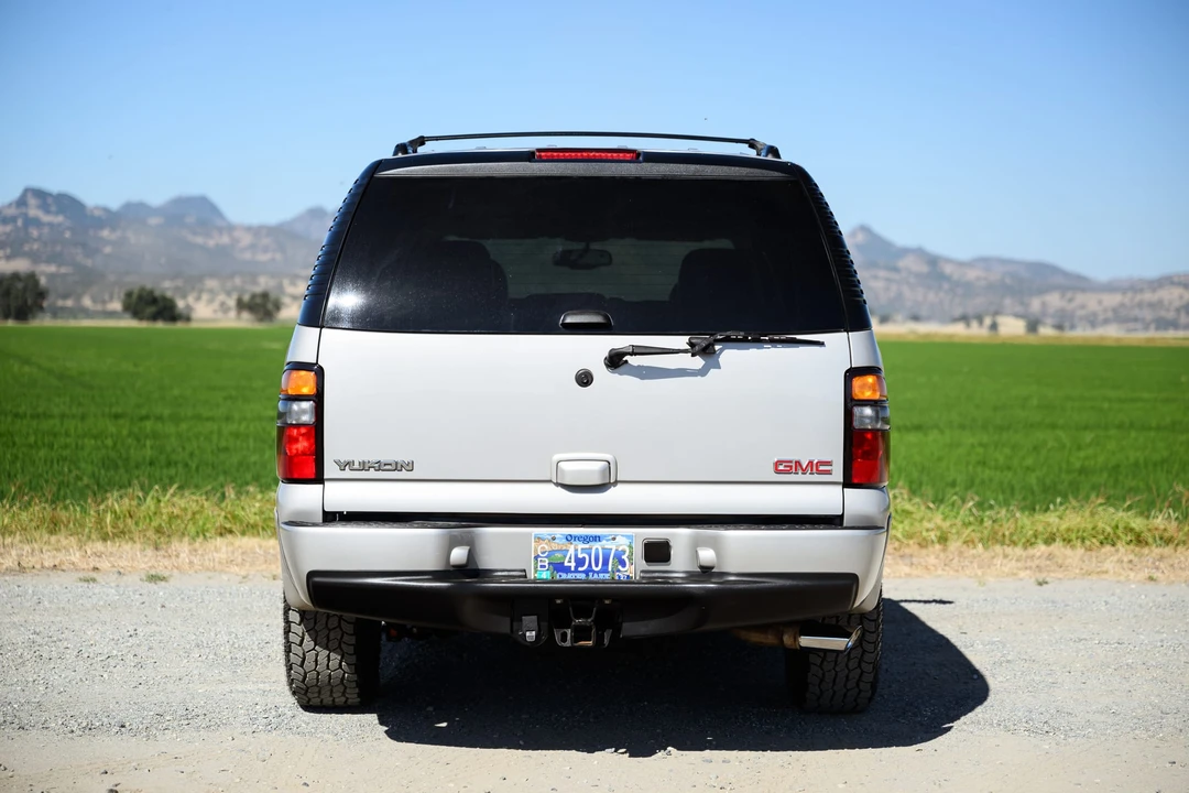 2006 GMC Yukon 2nd Gen - Image 19 of 31