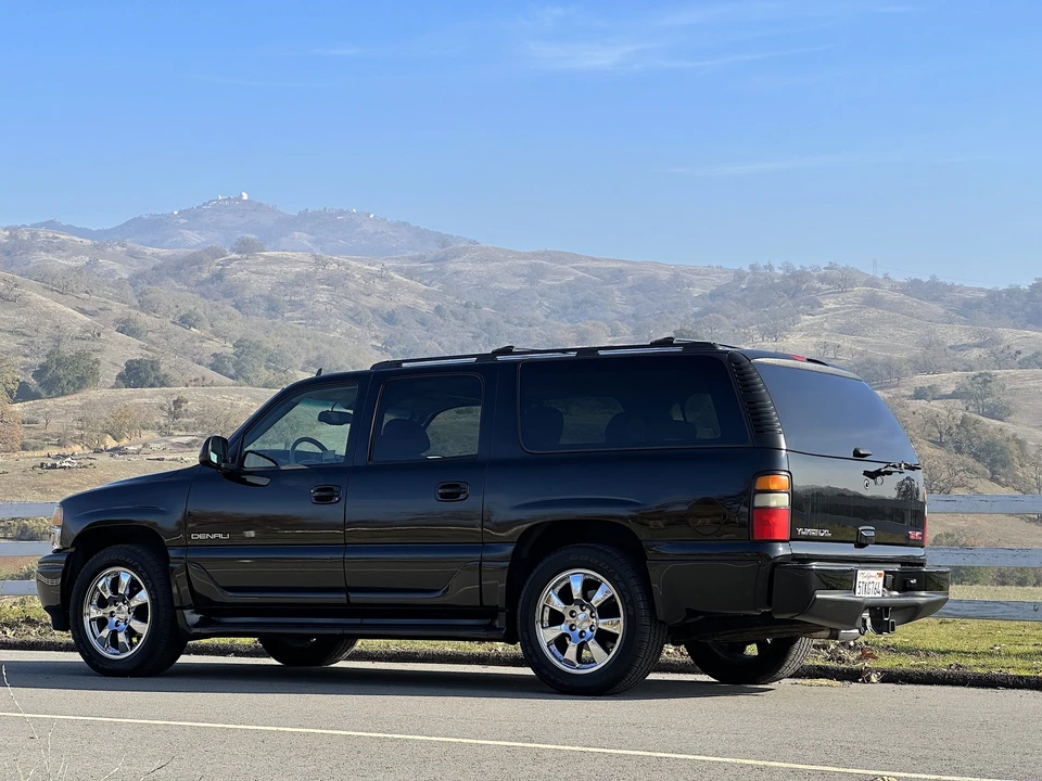 2006 GMC Yukon 2nd Gen - Image 9 of 31