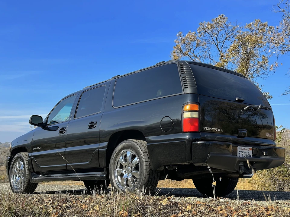 2006 GMC Yukon 2nd Gen - Image 11 of 31