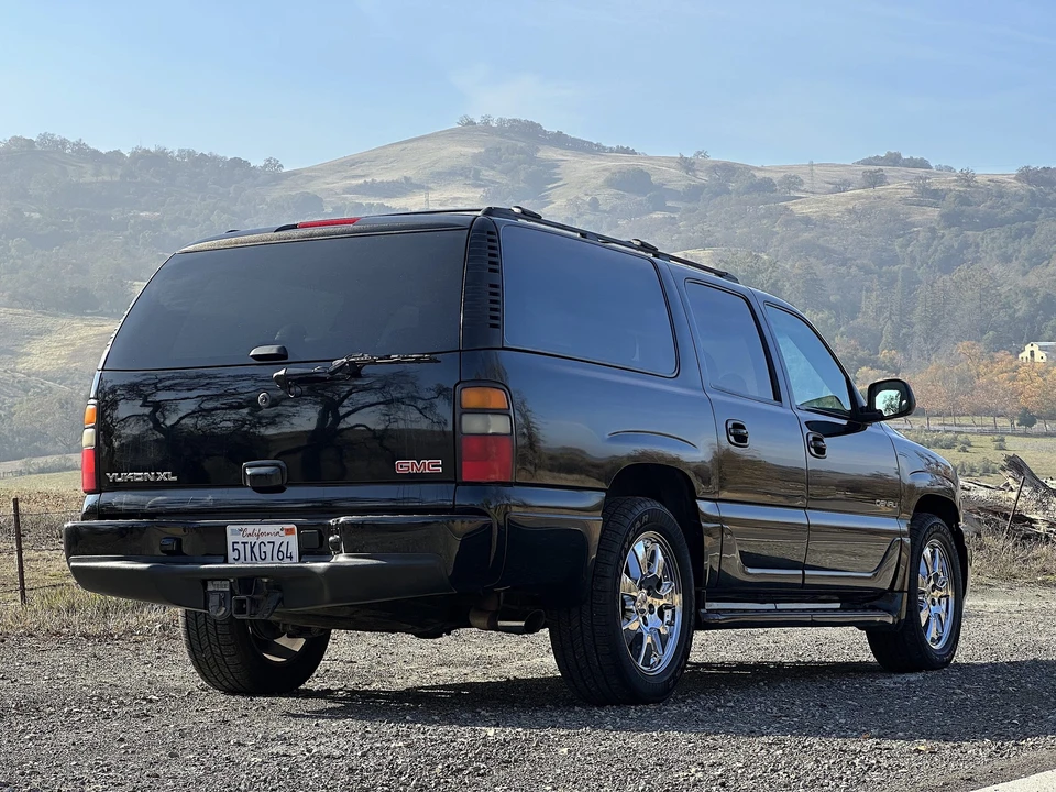 2006 GMC Yukon 2nd Gen - Image 14 of 31