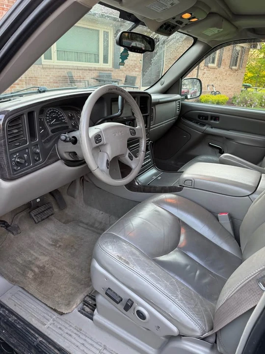 2006 GMC Yukon 2nd Gen - Image 13 of 18