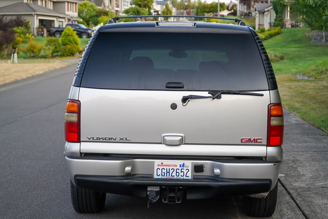 2006 GMC Yukon 2nd Gen - Image 10 of 31