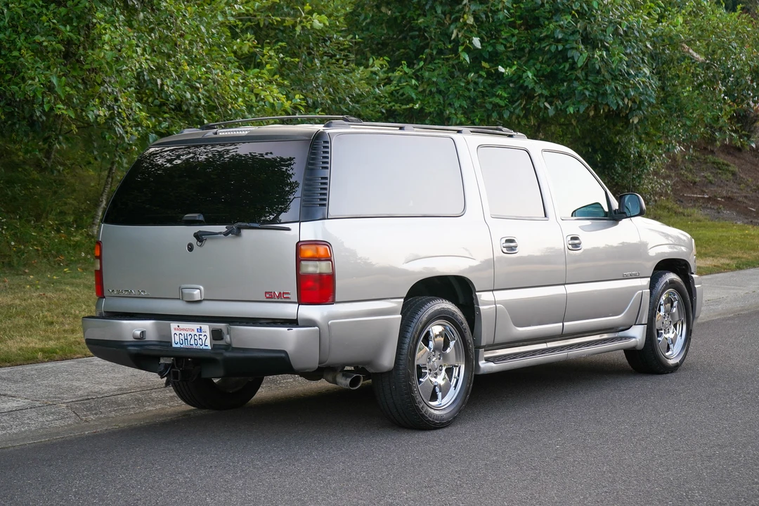 2006 GMC Yukon 2nd Gen - Image 11 of 31