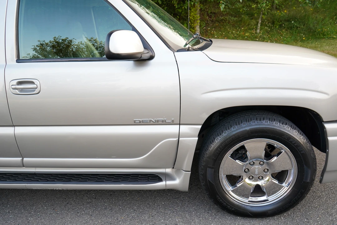 2006 GMC Yukon 2nd Gen - Image 24 of 31