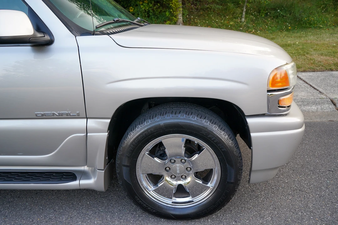 2006 GMC Yukon 2nd Gen - Image 20 of 31