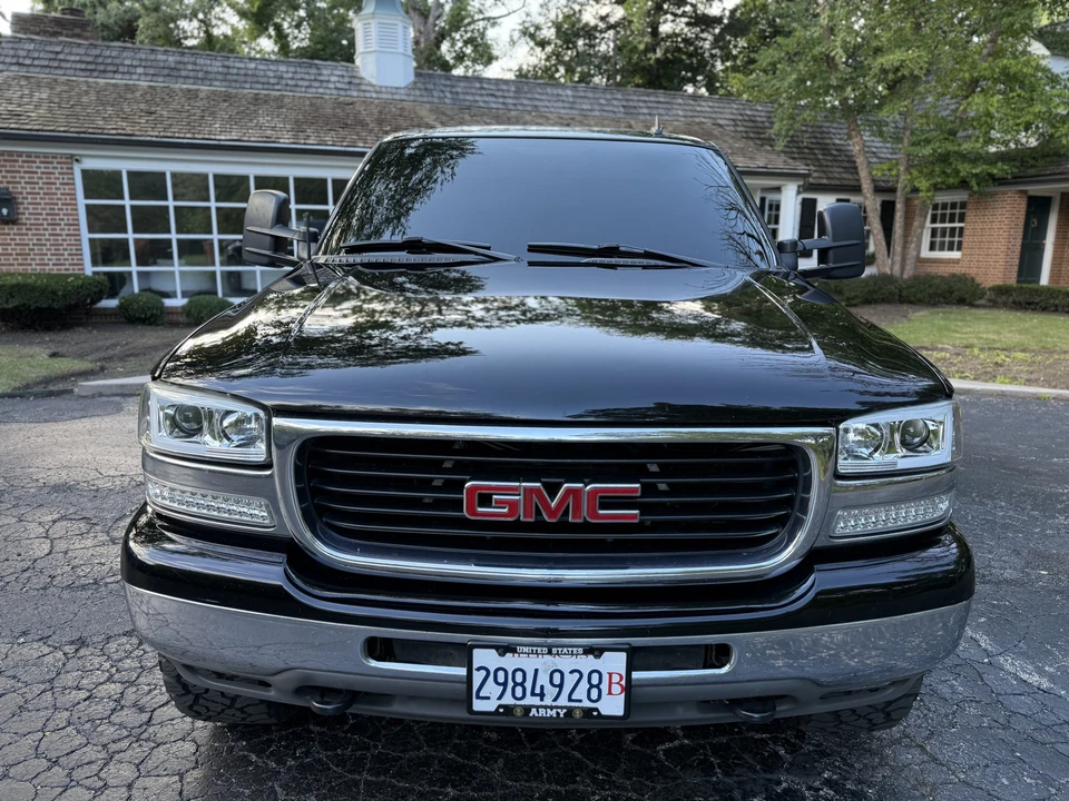 2006 GMC Yukon 2nd Gen - Image 11 of 31