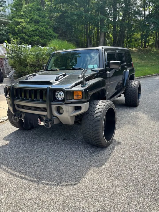 2006 GMC Hummer EV - Image 2 of 9