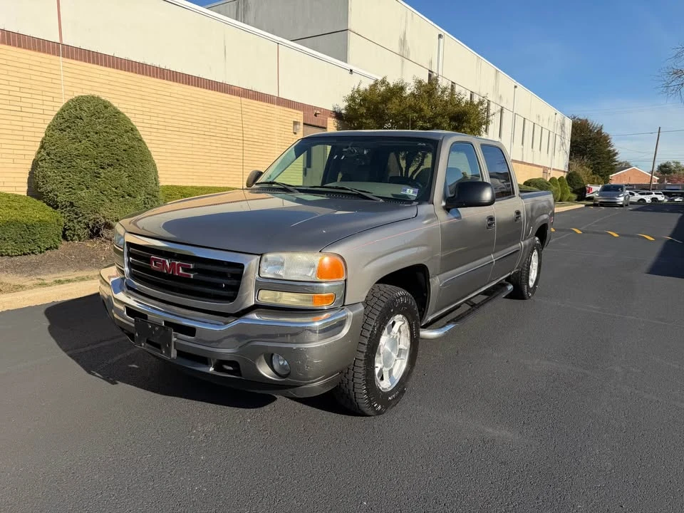 2006 GMC Sierra 1st Gen - Image 2 of 18