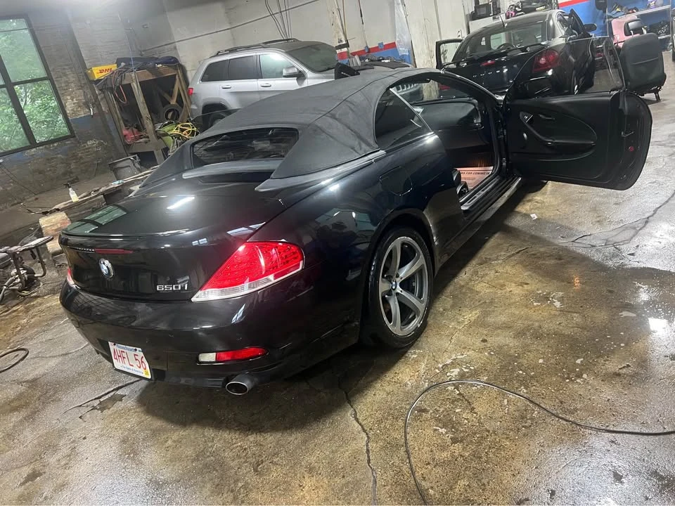 2006 Genesis - Image 3 of 4