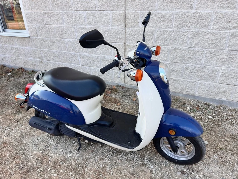 2006 Honda Mopeds - Image 2 of 12