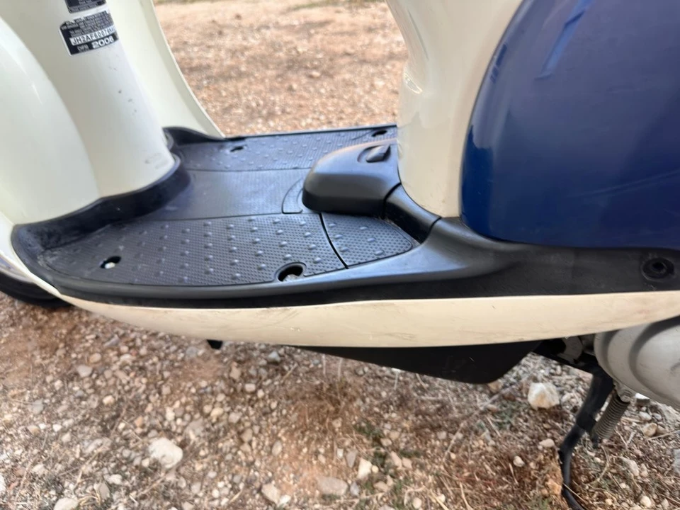 2006 Honda Mopeds - Image 10 of 12