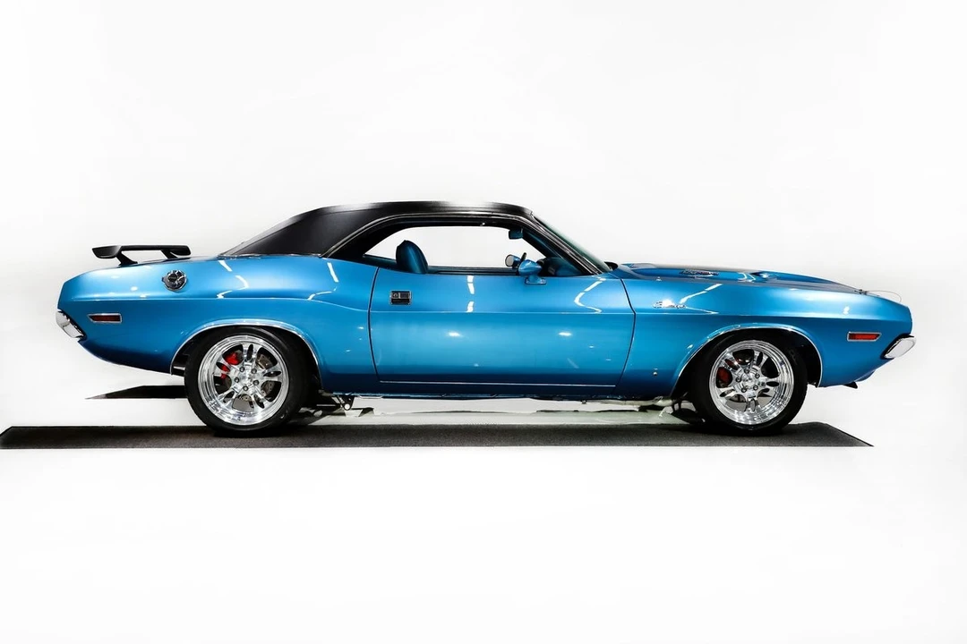 2006 Dodge Challenger - Image 3 of 3